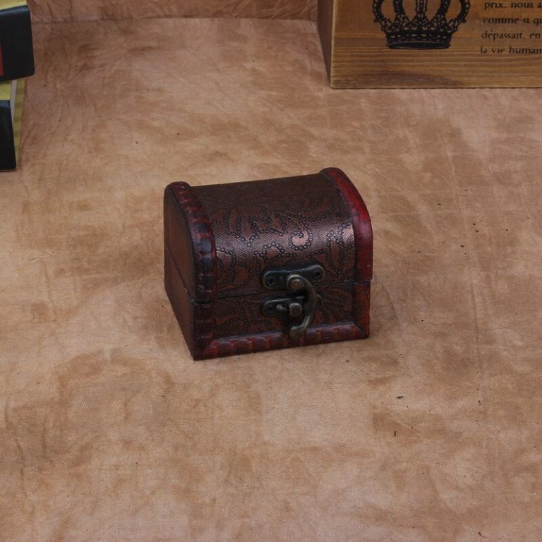 2pcs/Lot Antique Wooden Box Jewelry Box Ornaments Sundries Storage Boxes Desktop Organizer Treasure Chest Wood Storage Case Gift