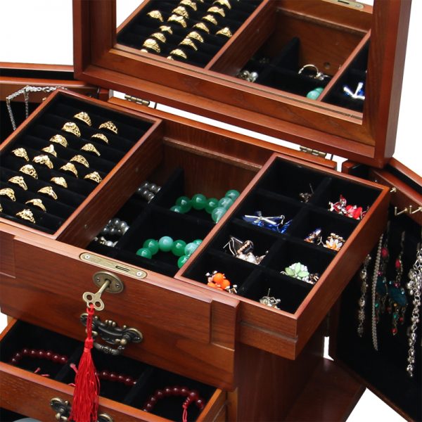 Locking wooden jewelry box real princess continental retro multifunctional