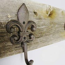 Decorative Rustic Farmhouse Wooden Wall Mounted"Fleur de Lis"