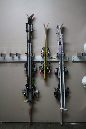 SKI KEY Ski Wall Rack - Includes 5 Locks
