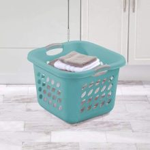 STERILITE 1.5 Bushel Square Ultra Laundry Basket, Teal Splash