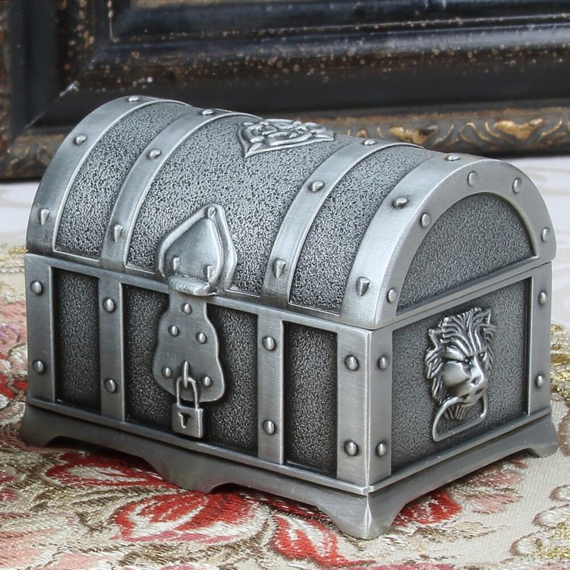  Necklaces Treasure Electroplated Storage Retro Organizer