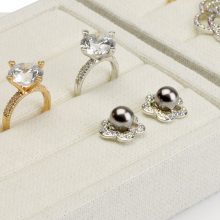 Cream-white Jewelry Finger Ring Display Tray Wrapped