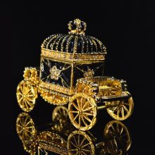 Europe art craft beautiful carriage jewelry box