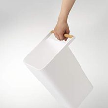 White Como Trash Can