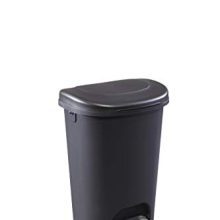 Rubbermaid Step-On Lid Trash Can for Home