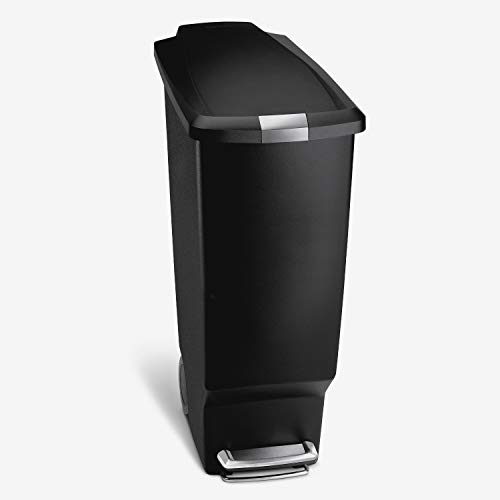 Kitchen Step Trash Can With Secure Slide Lock, 40 Liter