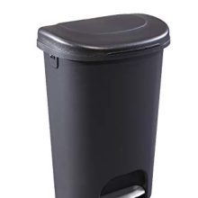 Rubbermaid NEW 2019 VERSION Step-On Lid Trash Can