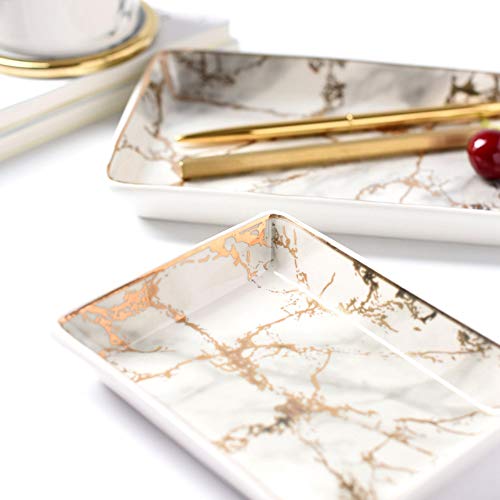 Jewelry Storage with the Nordic Golden Striped Marble Plate