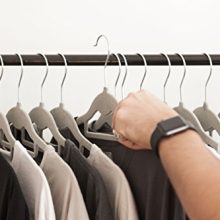 IRIS USA Metal Garment Rack with Wood Shelves