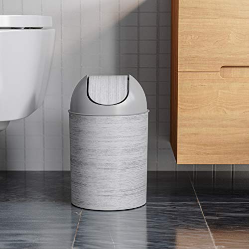 Umbra Mezzo Waste Can, 1 – Small Greywood Trash Can with Swing Top Lid for Kitchen and Bathroom