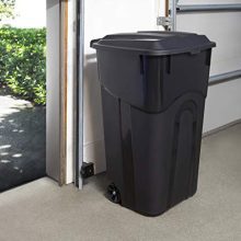 United Solutions 32 Gallon Outdoor Waste Garbage Bin