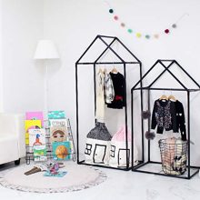 PETITE MAISON Kids Closet - Dress up Clothing Garmet Rack