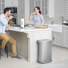Hands-Free Kitchen Step Trash Can with Soft-Close