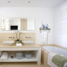 Wall Mounted Tempered Glass Bathroom Shelf