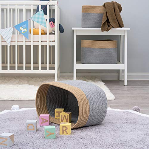 Foldable Woven Basket with Handles for Clothes, Toy, Makeup, Books
