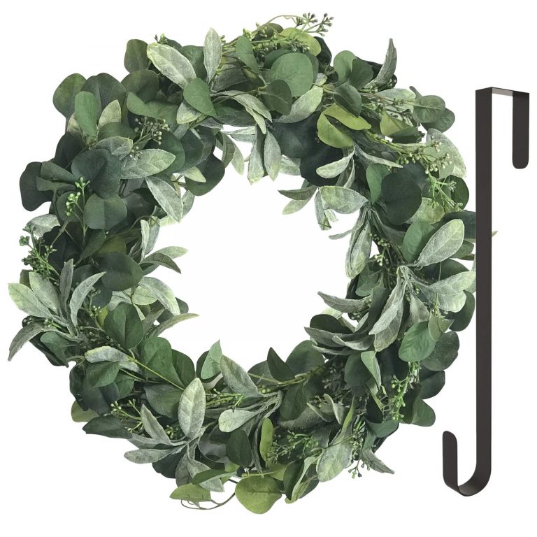 Uptown Styling: Front Door Wreath with Wreath Door Hanger