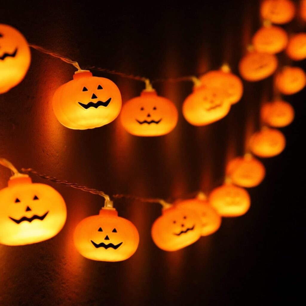 3D Jack-O’-Lantern Pumpkin String Lights with Dual Modes (10Ft / 20 LEDs)